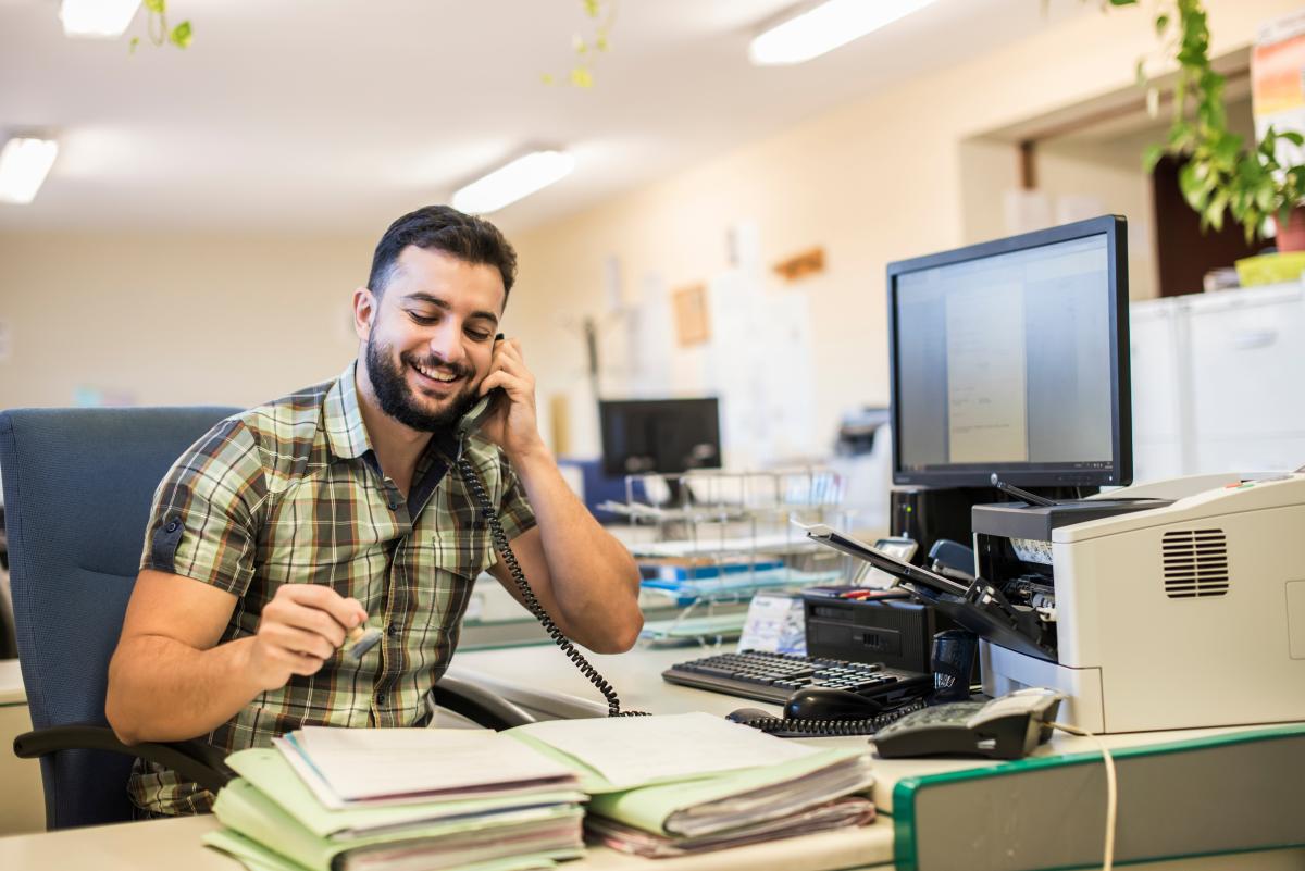 Requests can be made in any manner, including orally. Agencies can always complete a form for someone who makes an oral request.