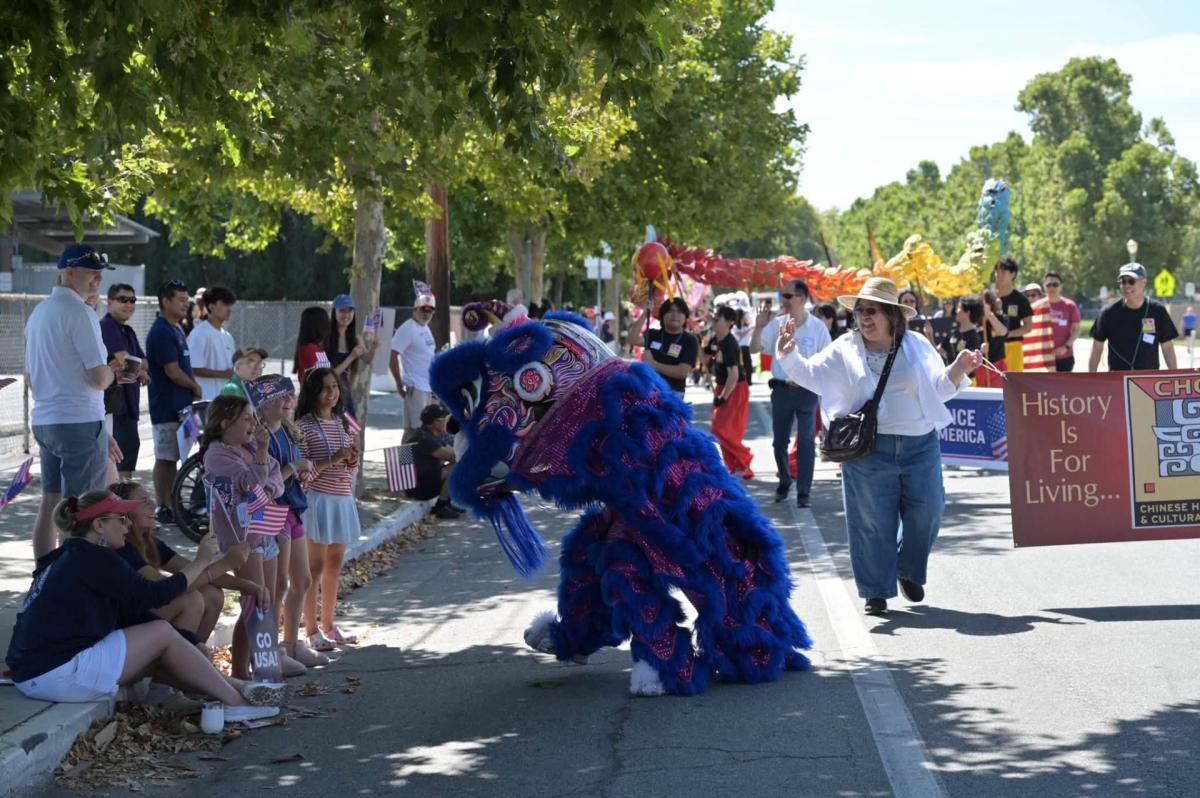 Residents celebrate Independence Day at the Rose, White and Blue Parade in San José's Rose Garden neighborhood on July 4, 2026. Photo by Lam Nguyen, city of San José.
