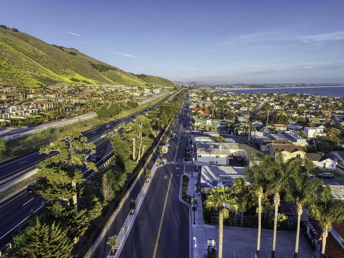 Pismo Beach aerial view of street