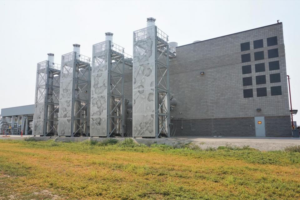 The cogeneration facility at the San José-Santa Clara Regional Wastewater Facility features artwork by Buster Simpson.