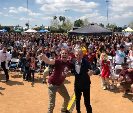 Large group at Downey's City of STEM event