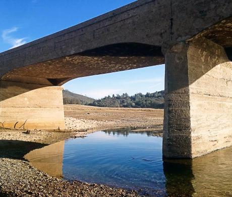 Folsom Lake bridge